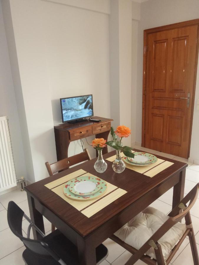 Blue Apartment Preveza Esterno foto