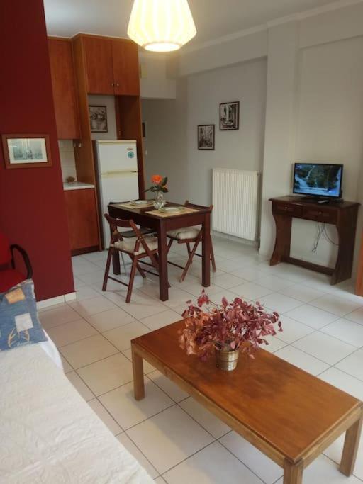 Blue Apartment Preveza Esterno foto